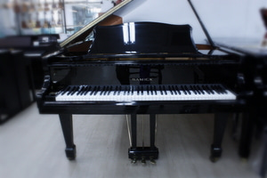 세종월드악기 삼익그랜드피아노 G-185  96년
