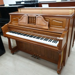 영창 중고 콘솔 피아노 CX110