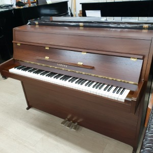 [판매완료]야마하 소형 중고 피아노 MC101 일본산