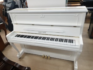 화이트 영창아스토업라이트 피아노 수출품 ASTOR  P-21
